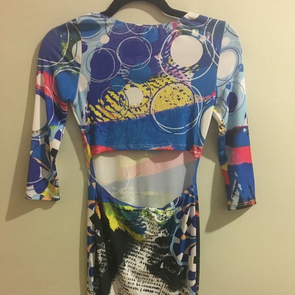 Blue Graphics Key Hole Dress - Item#17 - Picture 4 of 5